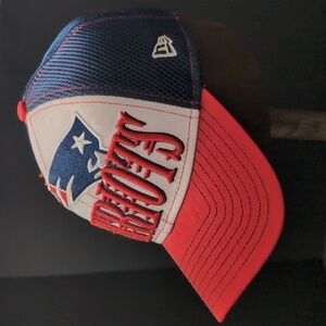 New Era Patriots Red / Navy NFL Snapback Hat .